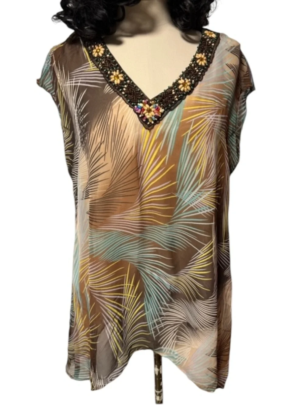 Status by chenault women’s blouse size L in excellent condition